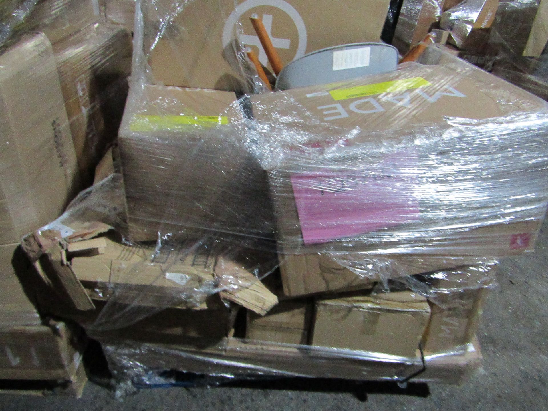 Mixed pallet of Made.com customer returns to include 23 items of stock with a total RRP of