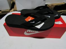 Nike Womens Celso Flip Flops, New and boxed Size 2.5 UK RRP œ22.95