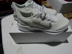 Nike running trainers, new and boxed, Size 3.5 Uk
