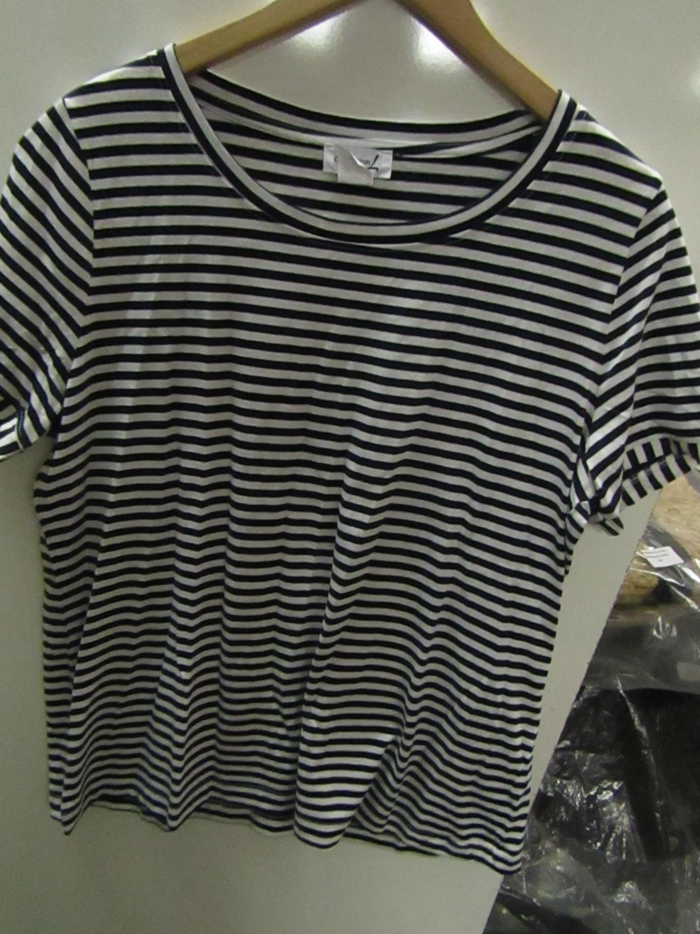Collection L Stripe T/Shirt Size 18 Looks Unworn