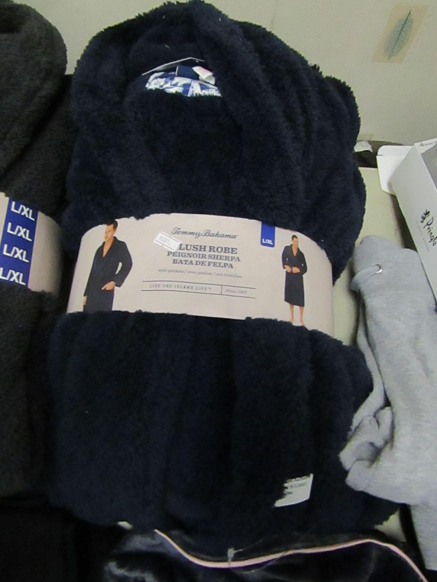 Tommy Bahama Fleecy Dressing Gown Navy Size L/X/L new & Packaged