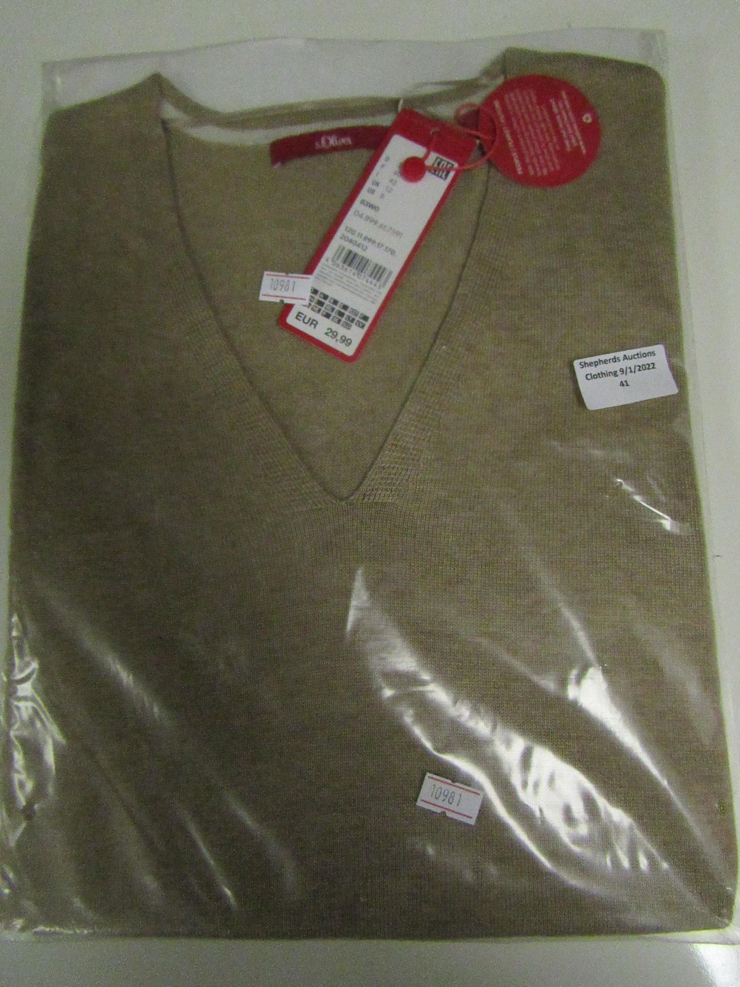 S Oliver V Neck Jumper Beige Size 12 New & Packaged