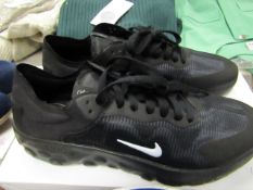 Nike renew Trainers size 9 New & Boxed