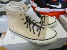 Converse Fleece Lined High top Trainers, New and Boxed, Size 4.5 UK, RRP£75