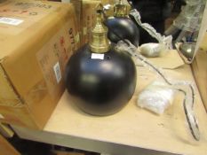 1 x Cox & Cox Industrial Dome Pendant RRP £150.00 SKU COX-1326461 TOTAL RRP £150 This lot is a
