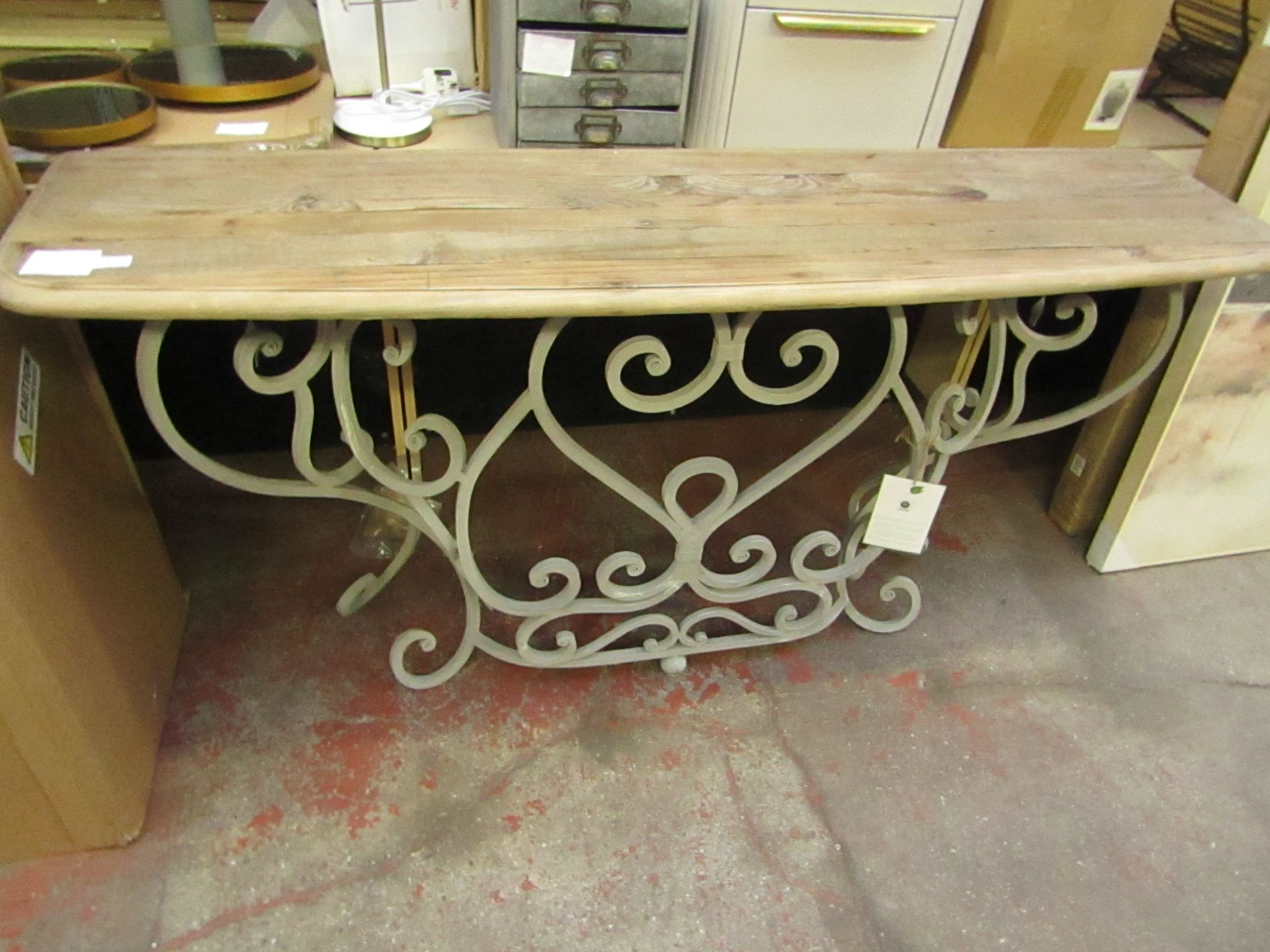 1 x Cox & Cox Ironwork Console Table RRP £1200.00 SKU COX-AP-1221388 TOTAL RRP £1200 This lot is a