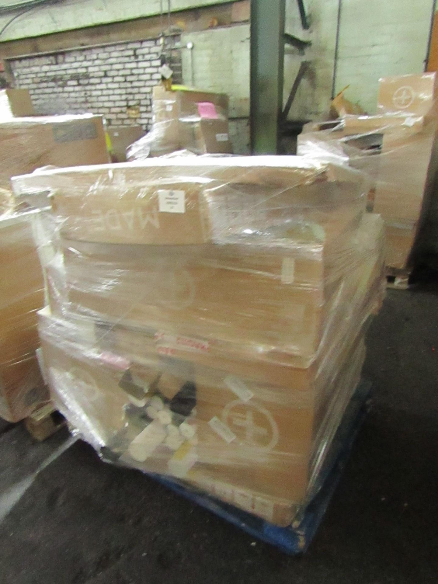 Mixed pallet of Made.com customer returns to include 64 items of stock with a total RRP of