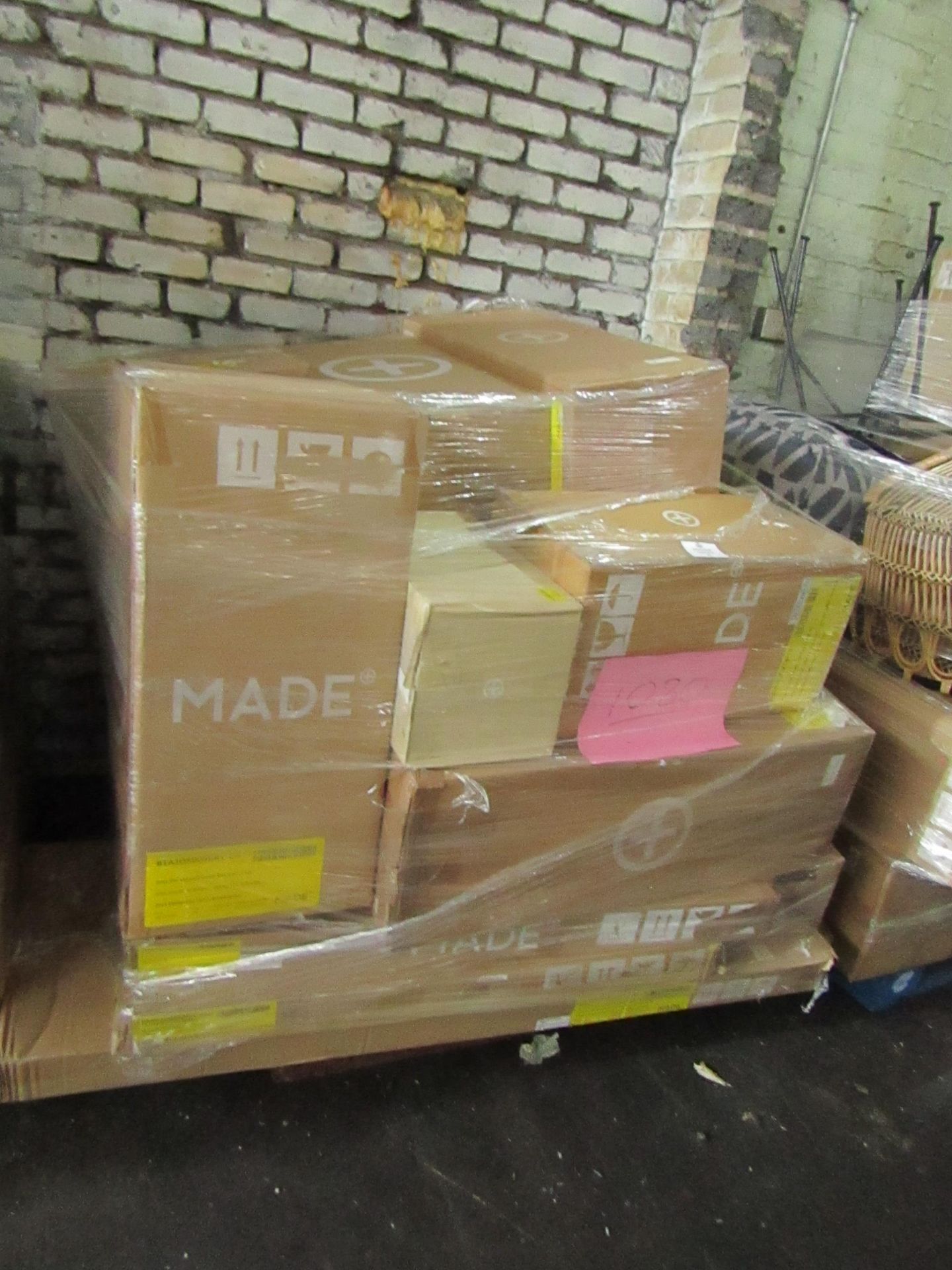 Mixed pallet of Made.com customer returns to include 23 items of stock with a total RRP of