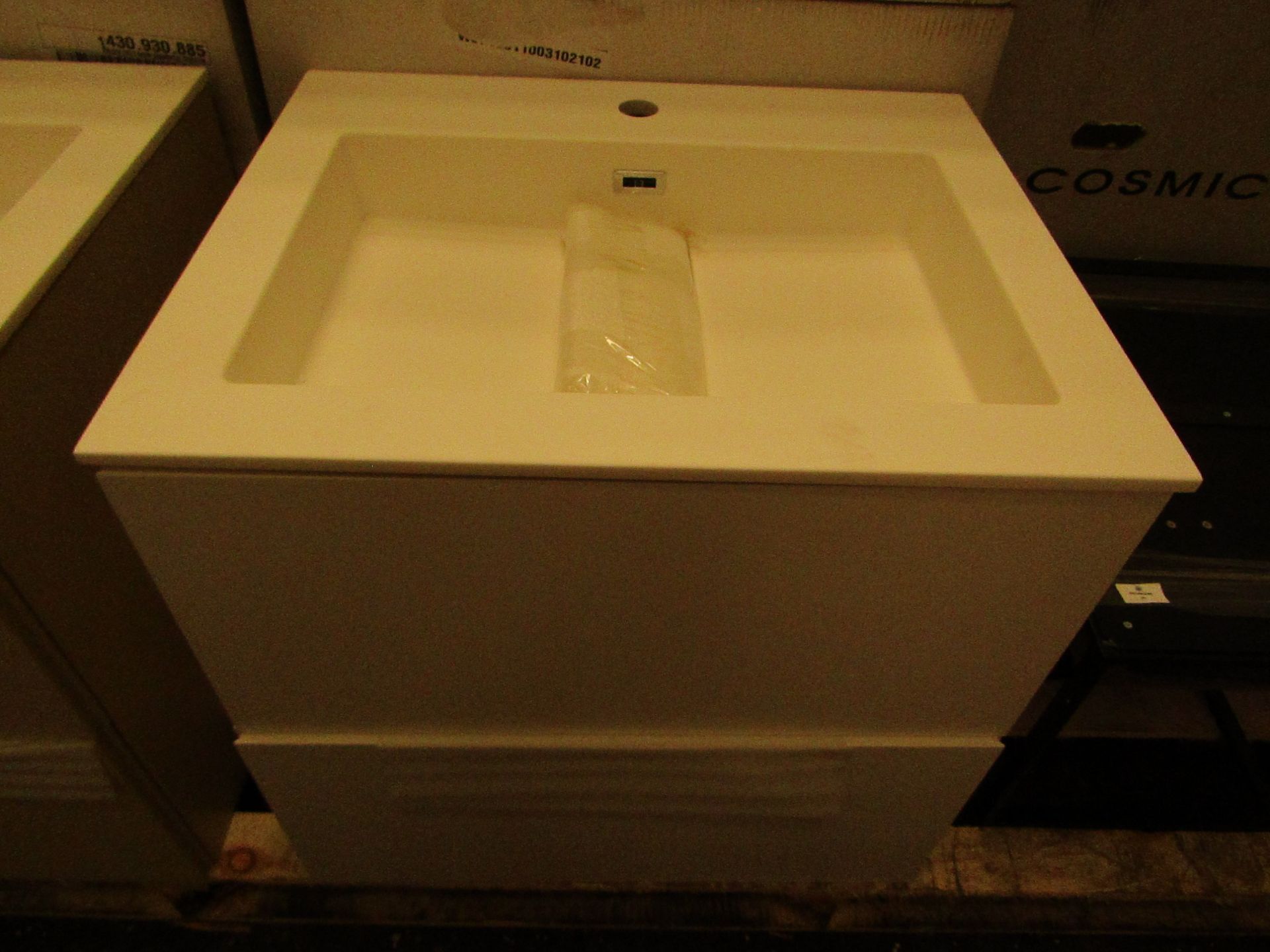 Cosmic - 1-TH Basin With Matte White Vanity Unit ( 600mm ) - New & Unboxed & Displayed. - Image 2 of 2