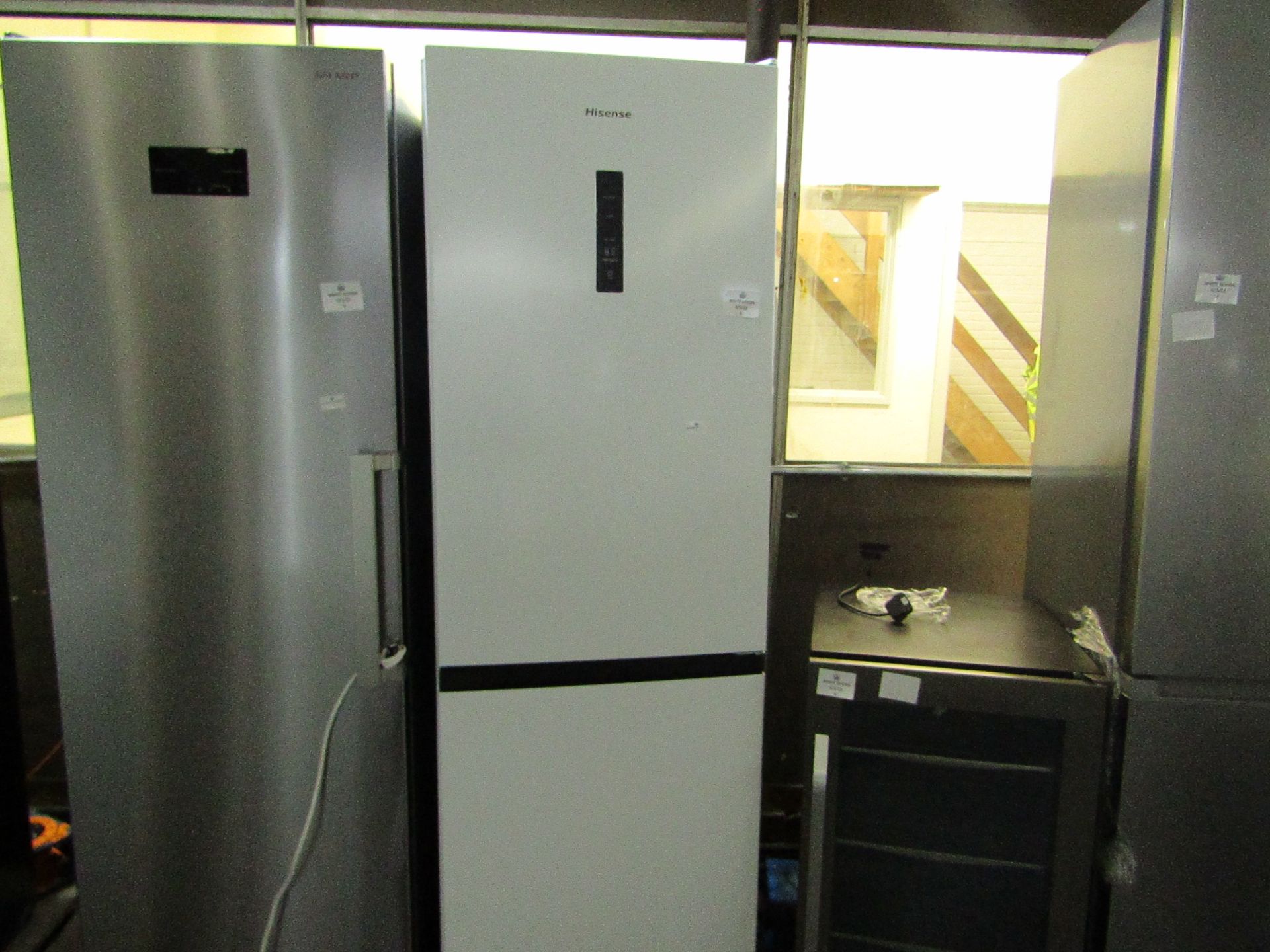 Hisense fridge freezer, tested working.