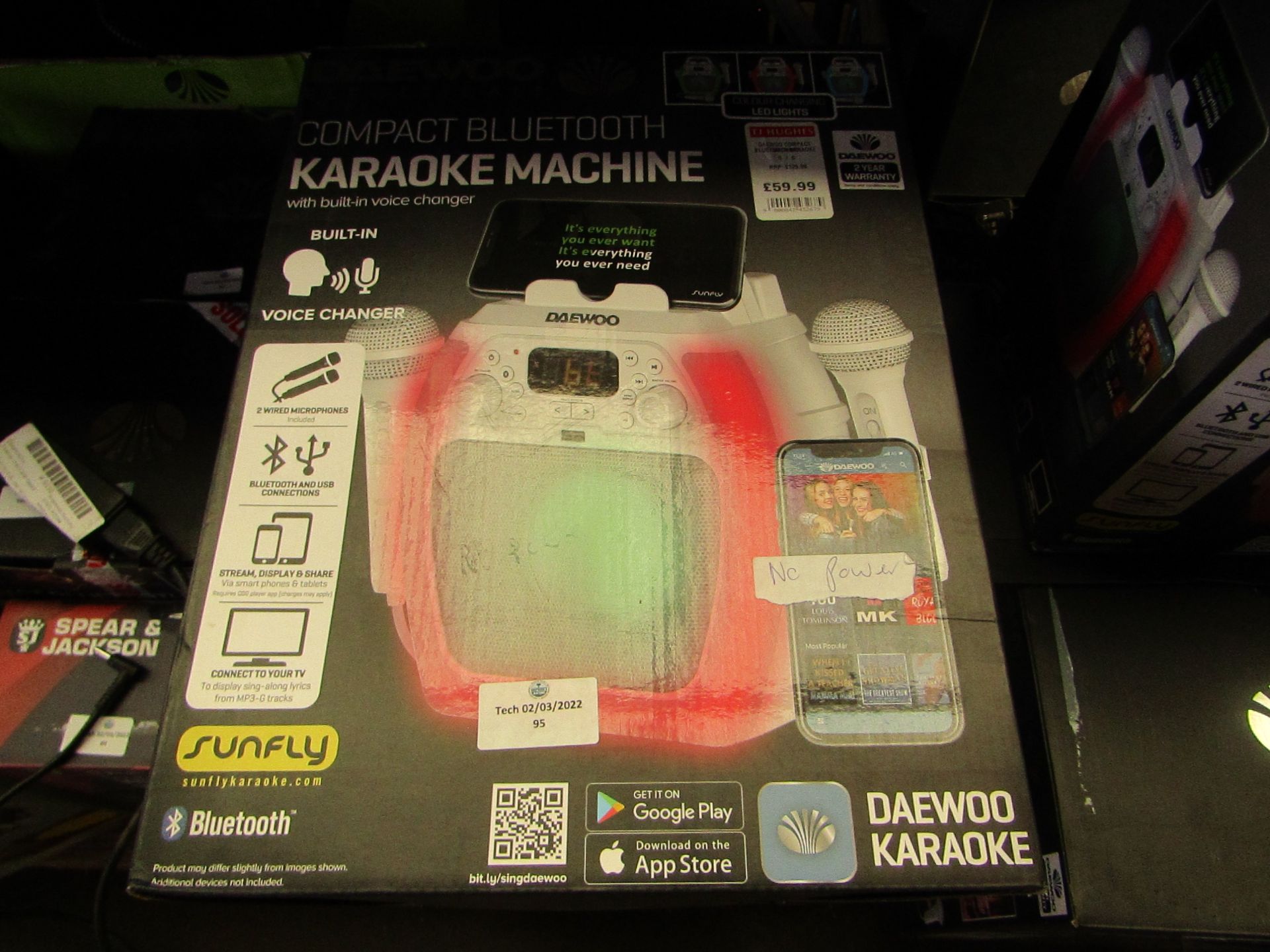 1X Daewoo Compact Bluetooth Karaoke Machine, Has No Power When Tried To Test, Not Checked Any