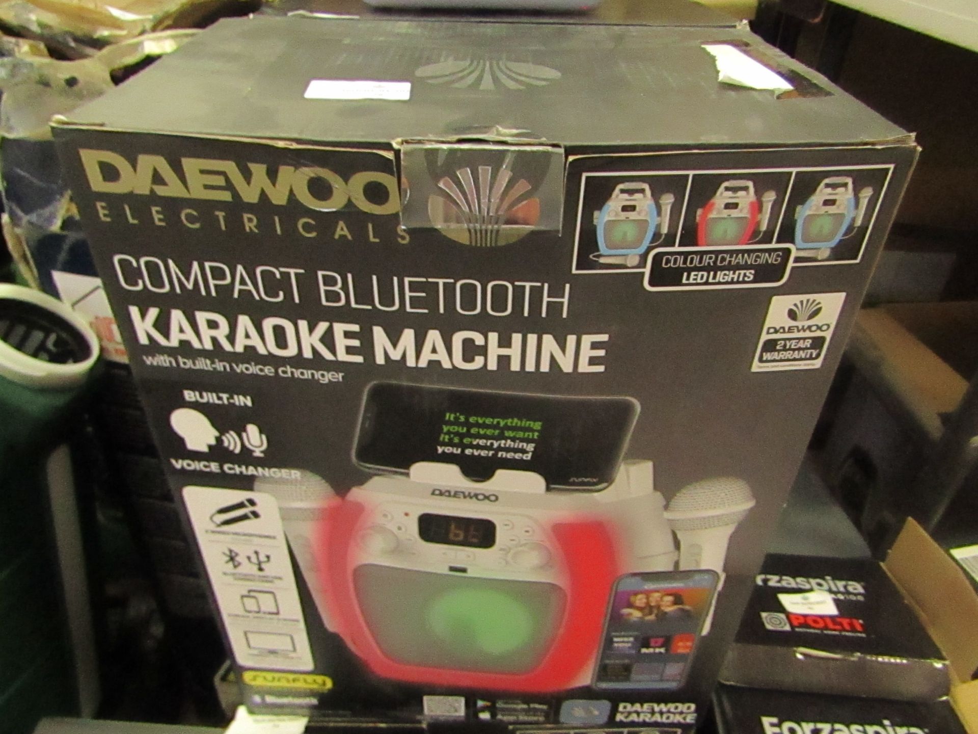 1X Daewoo Compact Bluetooth Karaoke Machine, Powers On But We Have Not Tested Any Further, RRP £99.