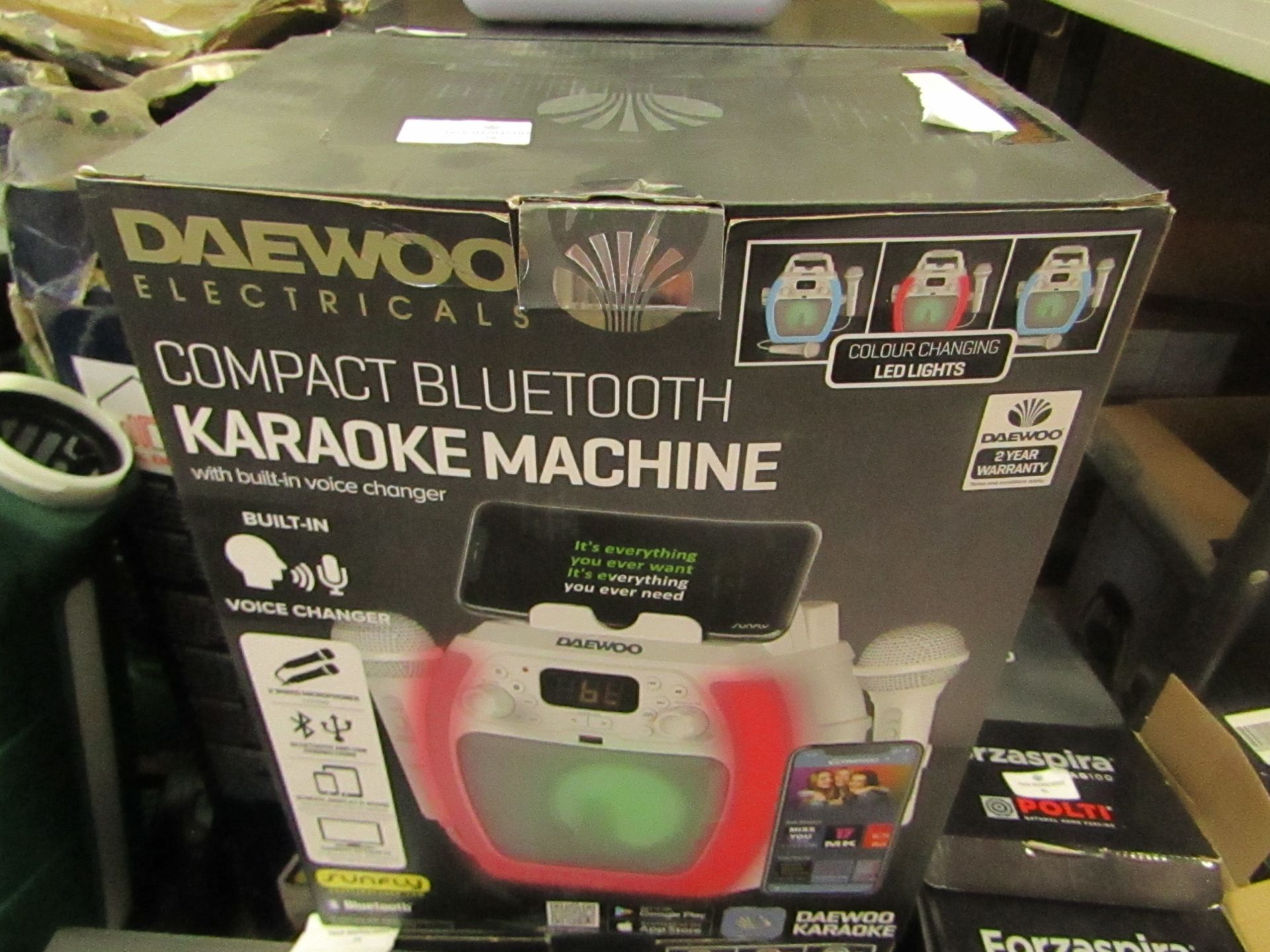 1X Daewoo Compact Bluetooth Karaoke Machine, Powers On But We Have Not Tested Any Further, RRP £99.