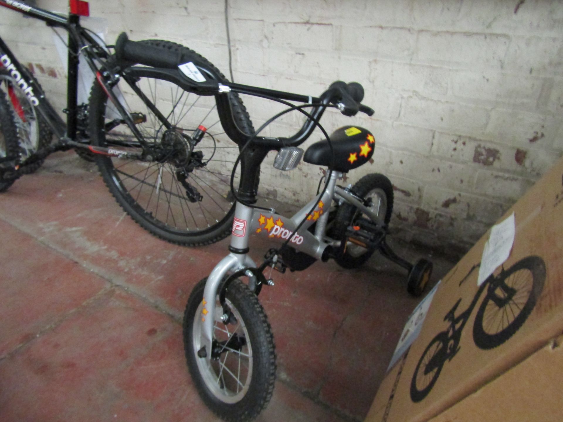 | 1X | PRONTO 12 INCH CHILDREN BICYCLE WITH STABILISIERS | USED CONDITION UNCHECKED | NO ONLINE