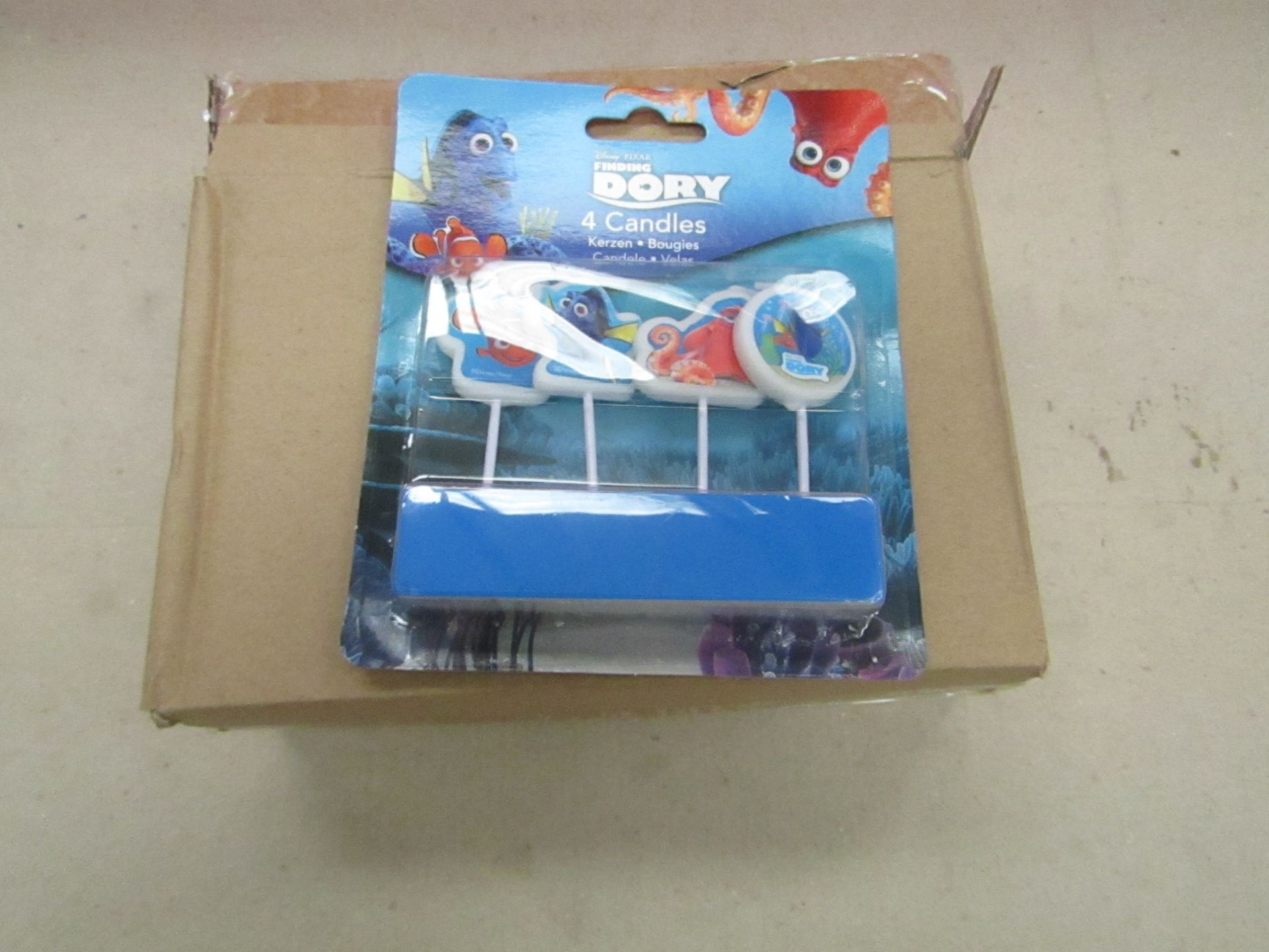 20x Disney Pixar - Finding Dory Candles Set ( 4 Candles Per Pack ) - New & Packaged.