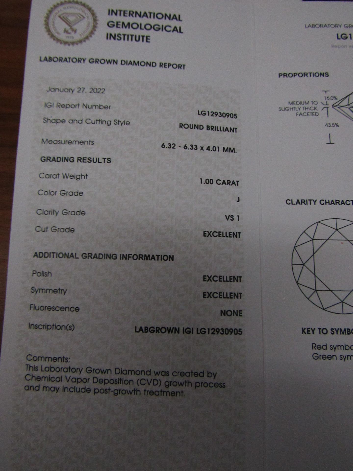 1 Carat round Brilliant cut, VS1, colour J, Synthetic Lab Diamond, comes with a IGI Certificate. - Image 2 of 2