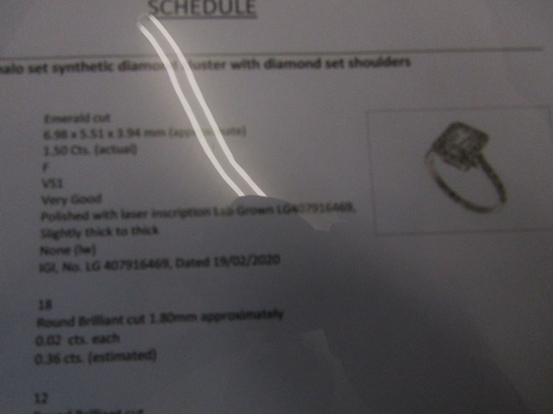 **10% Special Commission on this lot **ÿAn Emerald Cut 1.5cts VS1 Halo Set Synthetic Lab Diamond - Image 5 of 6