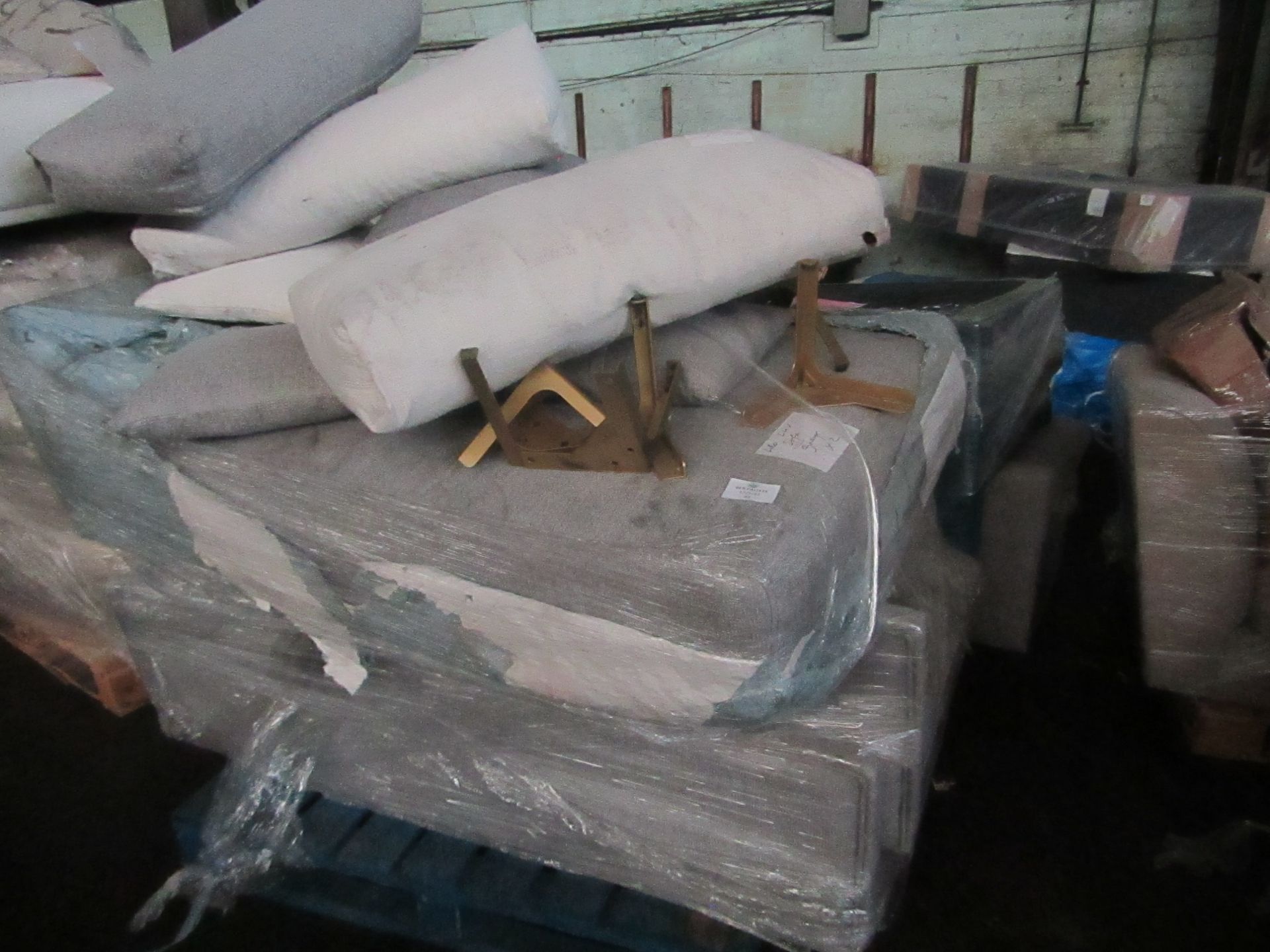 | 1X | PALLET OF FAULTY / MISSING PARTS / DAMAGED CUSTOMER RETURNS VIVENSE SOFA PARTS UNMANIFESTED |