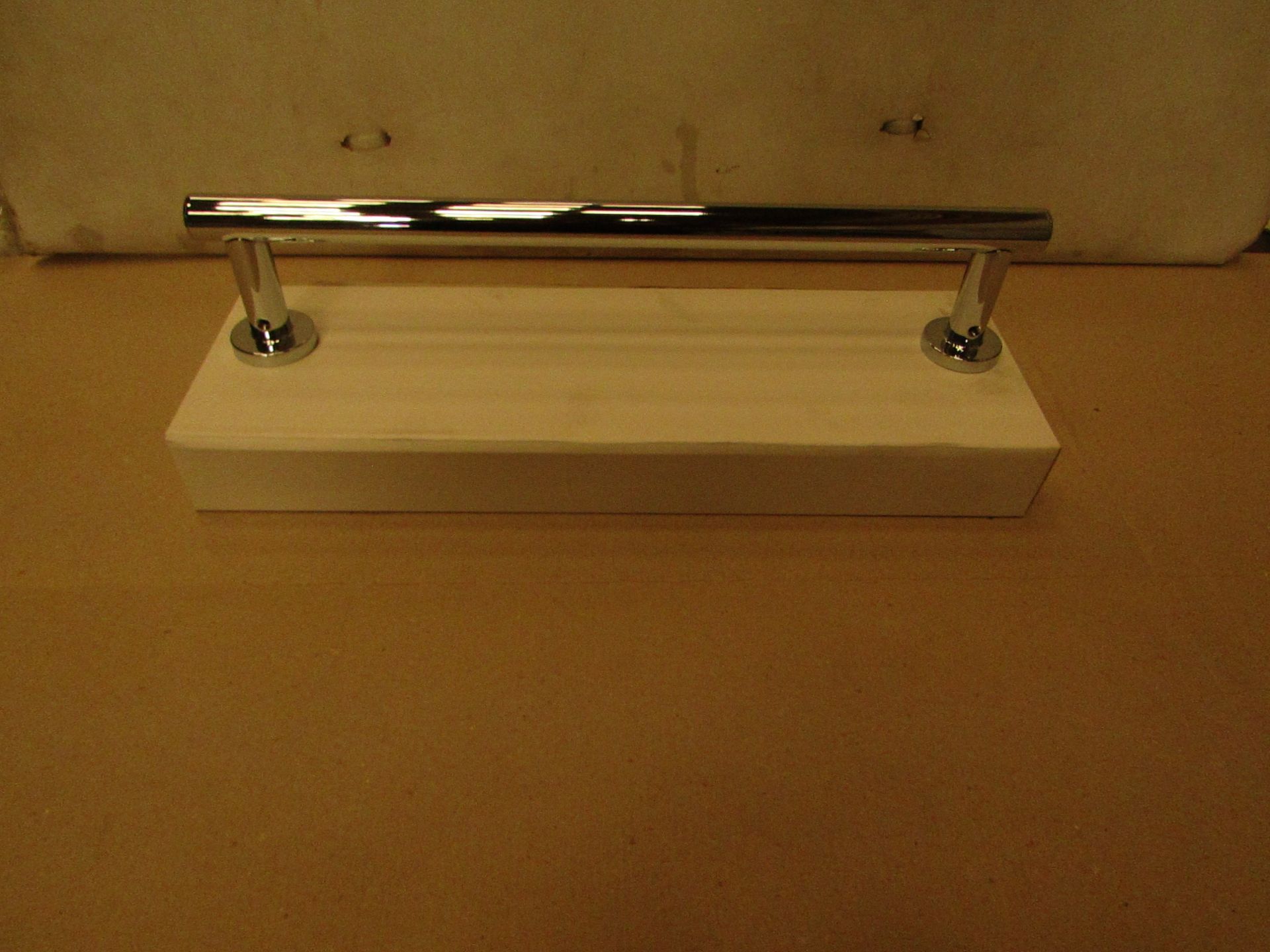 Cosmic - Architech Chrome Towel Rack ( 8.5x4.5x41.5 cm ) - New & Boxed. - Image 2 of 2