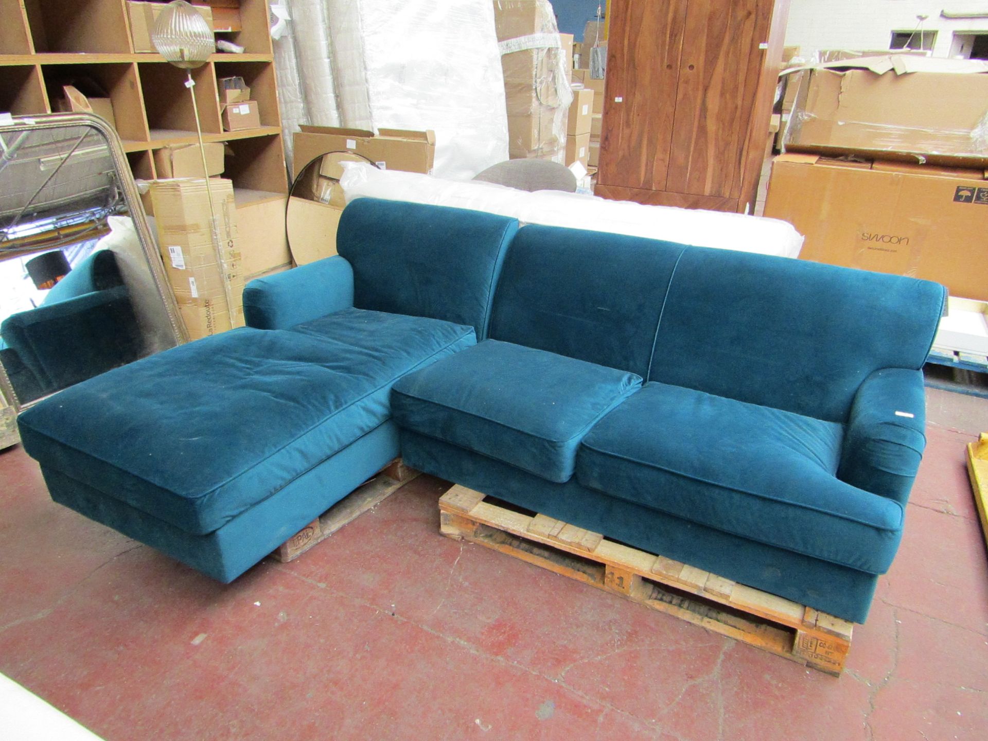 | 1X | MADE.COM ORSON RIGHT HAND FACING CORNER SOFA | BLUE VELVET | OKAY CONDITION, SMALL RIP ON