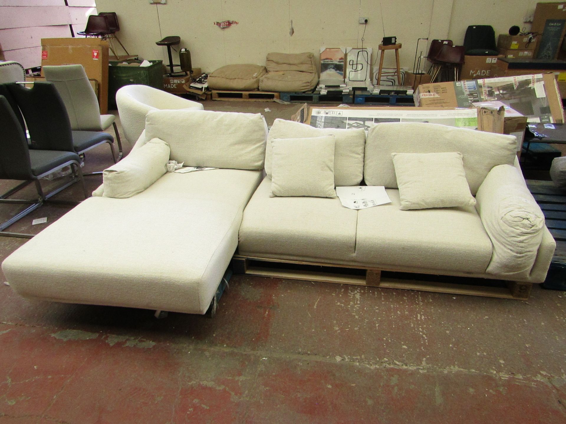 | 1X | VIVENSE LEO CORNER SOFA LEFT HAND CORNER SOFA | NEEDS A CLEAN BUT OTHERWISE IN GOOD