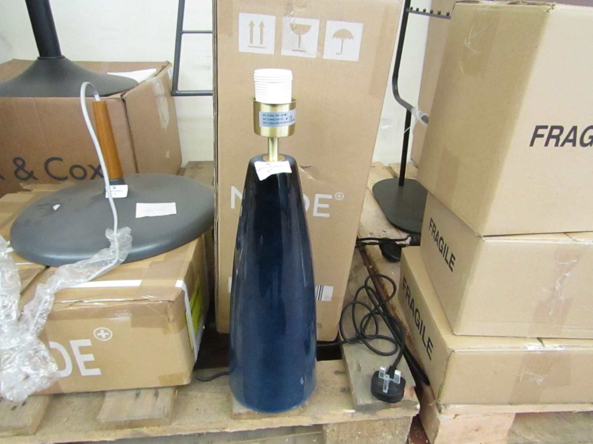 1 x Made.com Vince Table Lamp Base Blue RRP £55 SKU MAD-TLPVIN002BLU-UK TOTAL RRP £55 This lot is