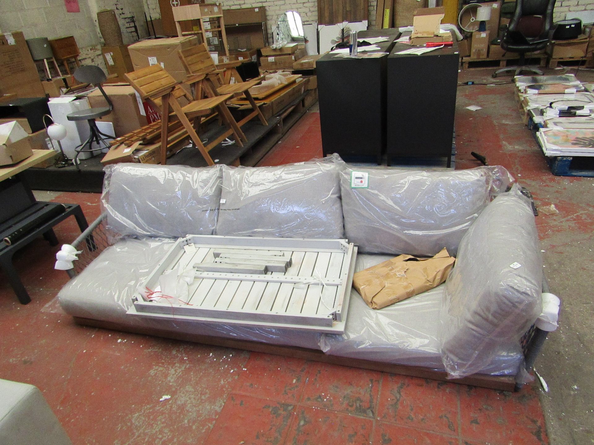 1 x Cox & Cox Capri Corner Set RRP £1950.00 THIS LOT IS ONLY A STRAIGHT BENCH MEANT TO GO WITH