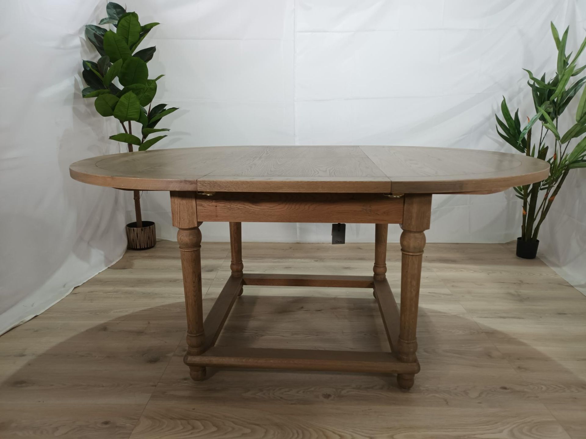 OKA Radnor Dining TableProduct Details:Dimensions (standard): 120 x 120 cm Dimensions (extended):