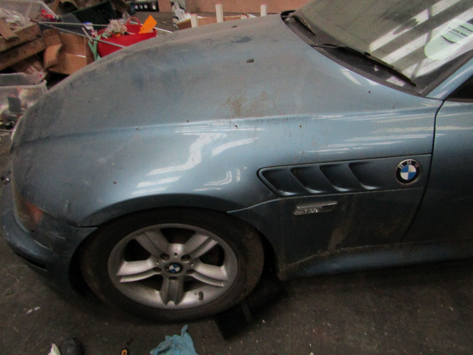 V Plate (2000) BMW Z3 2.0i, this Vehicle has been SORN and hasn't run for at least 5 years and the - Image 12 of 38
