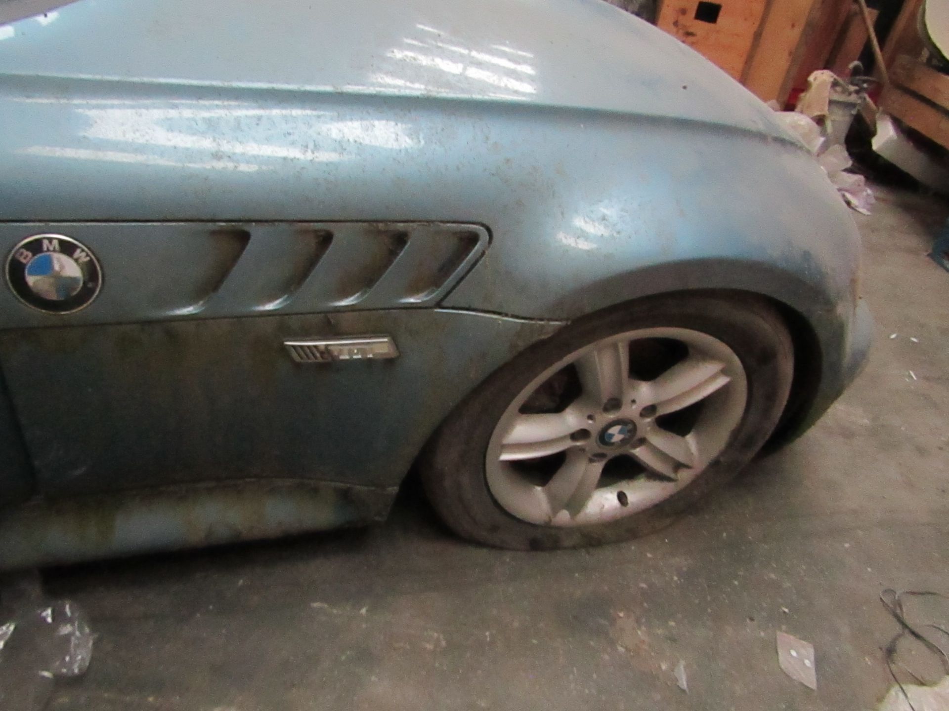 V Plate (2000) BMW Z3 2.0i, this Vehicle has been SORN and hasn't run for at least 5 years and the - Image 24 of 38