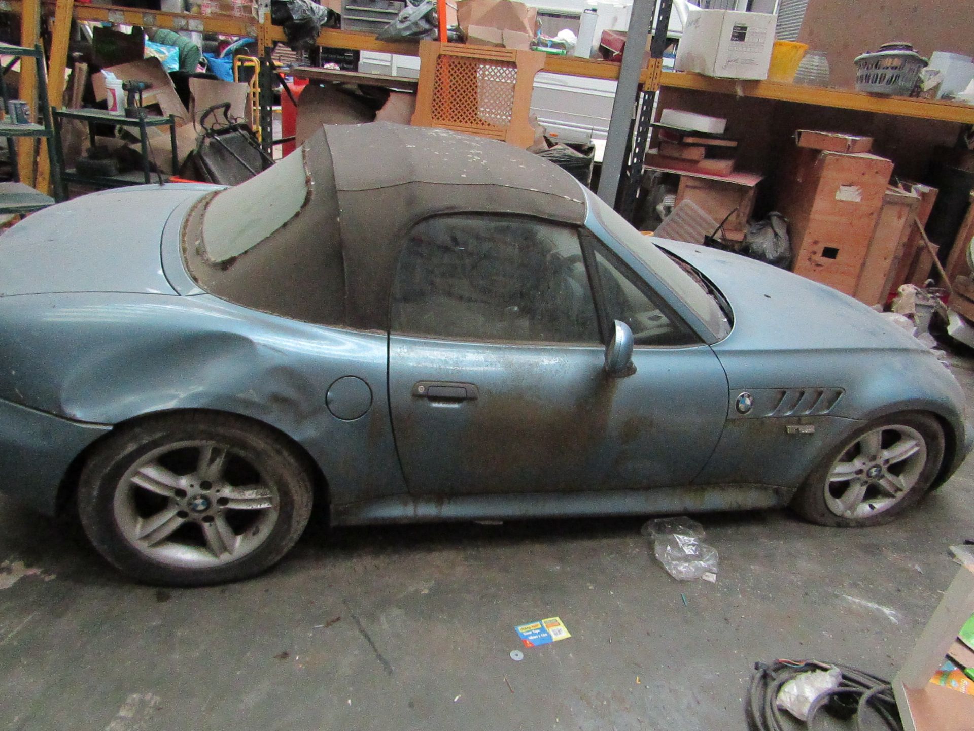 V Plate (2000) BMW Z3 2.0i, this Vehicle has been SORN and hasn't run for at least 5 years and the - Image 7 of 38