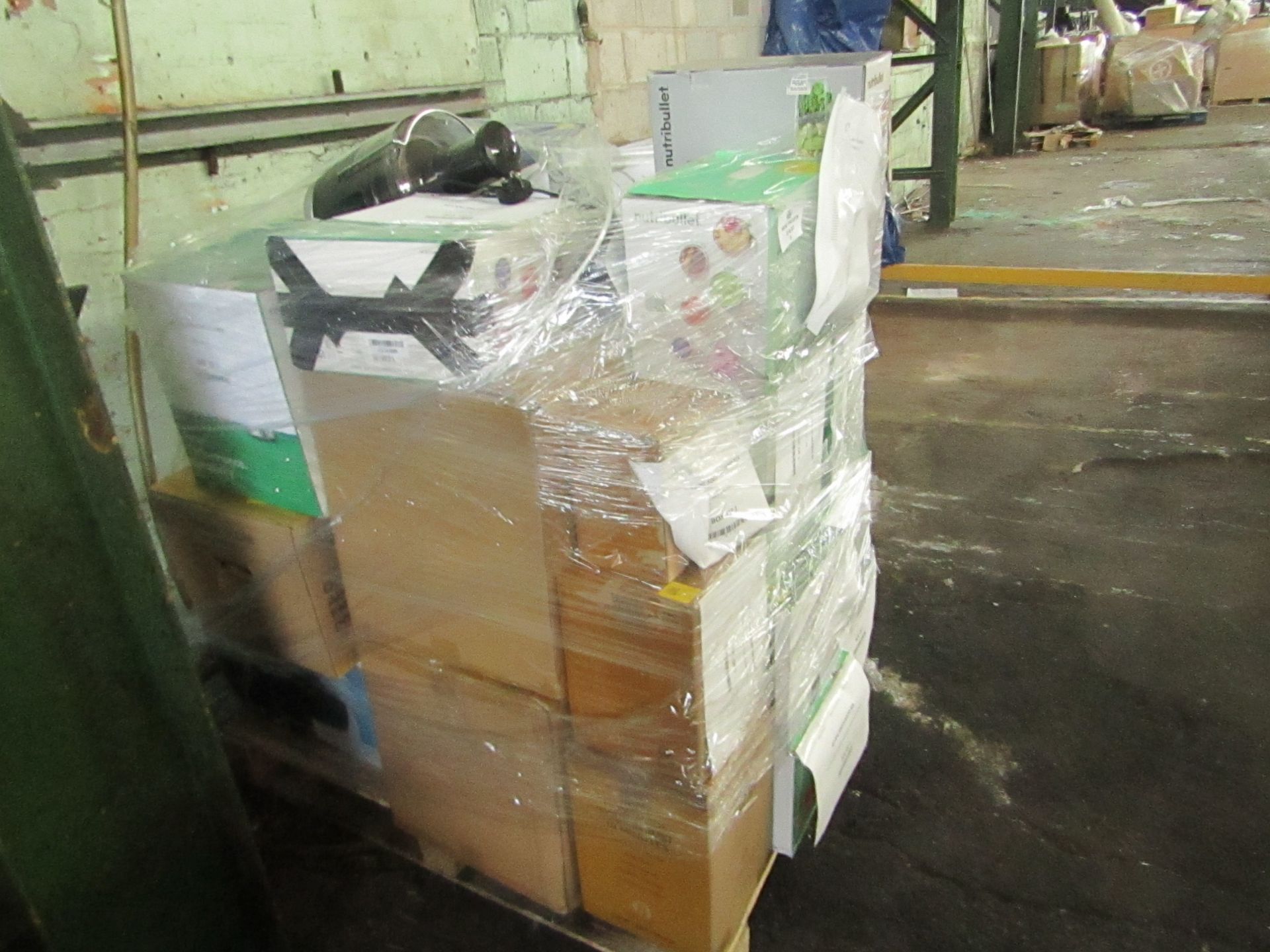 This lot is a completely UNCHECKED. We have not checked this item and we are unable to give a