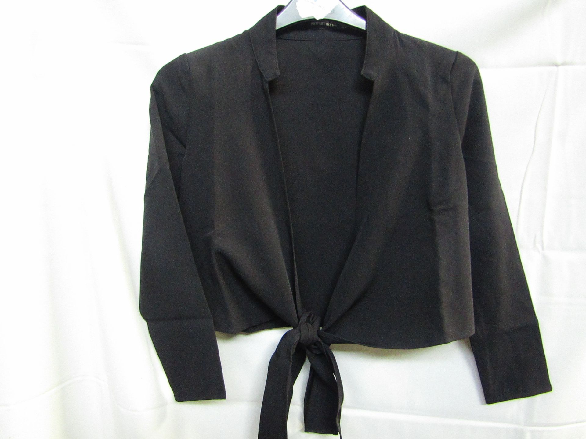 Pretty Little Things Ladies Blanche tie friont Long Sleeve Crop Blouse, size 8, Sample