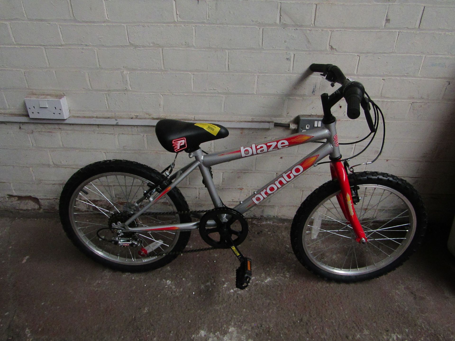 | 1X | PRONTO BLAZE 20 INCH CHILDREN BICYCLE | USED CONDITION UNCHECKED | NO ONLINE RESALE | SKU - |