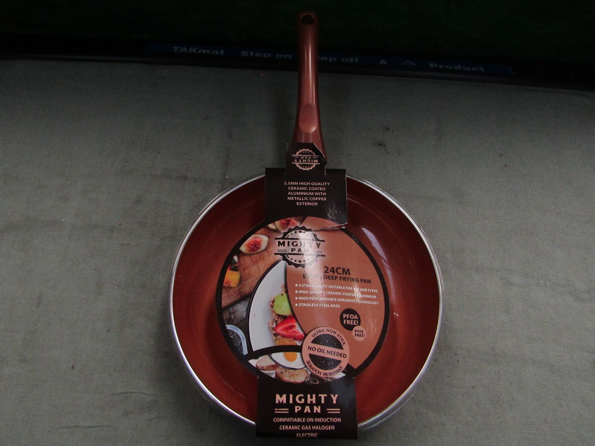 Mighty Pan - Extra Deep Non-Stick Scratch Resistant - Copper ( 24cm ) Frying Pan - New & Boxed.
