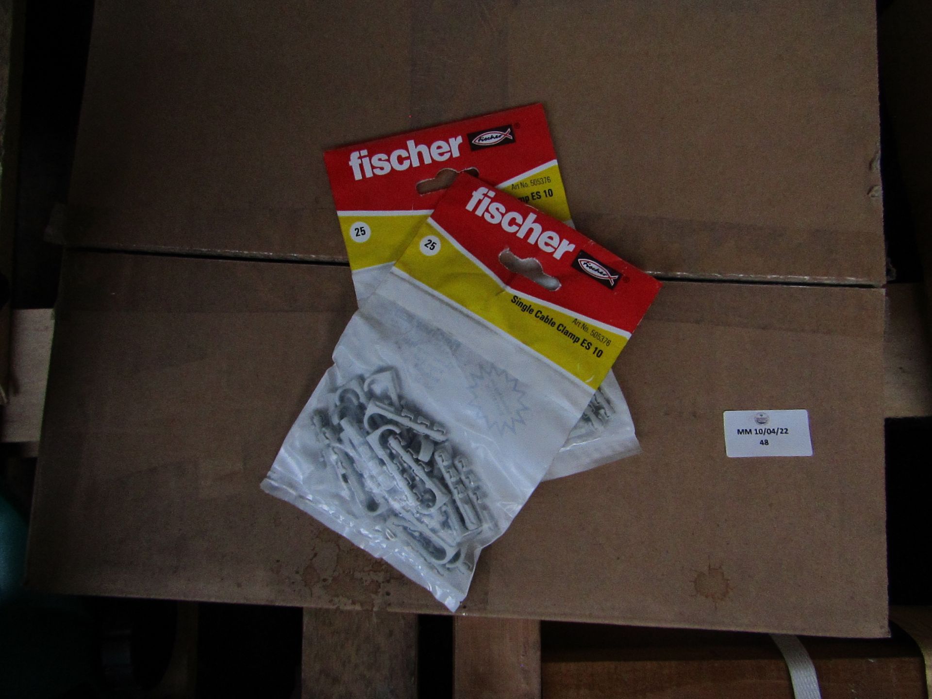 Box of approx 20x packs of Fisher Cable clamp ES10, new