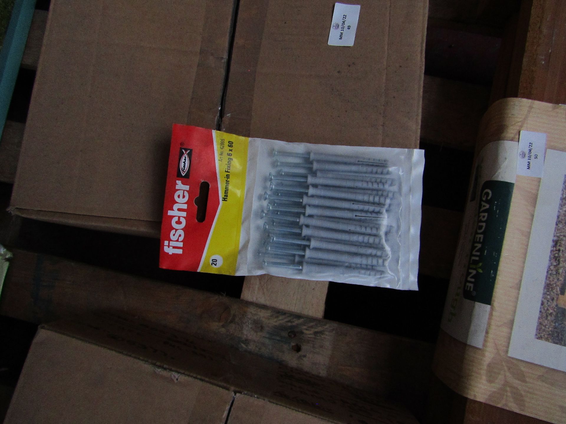 Box of approx 30x packs of Fischer 6x60 hammer in fixings, new