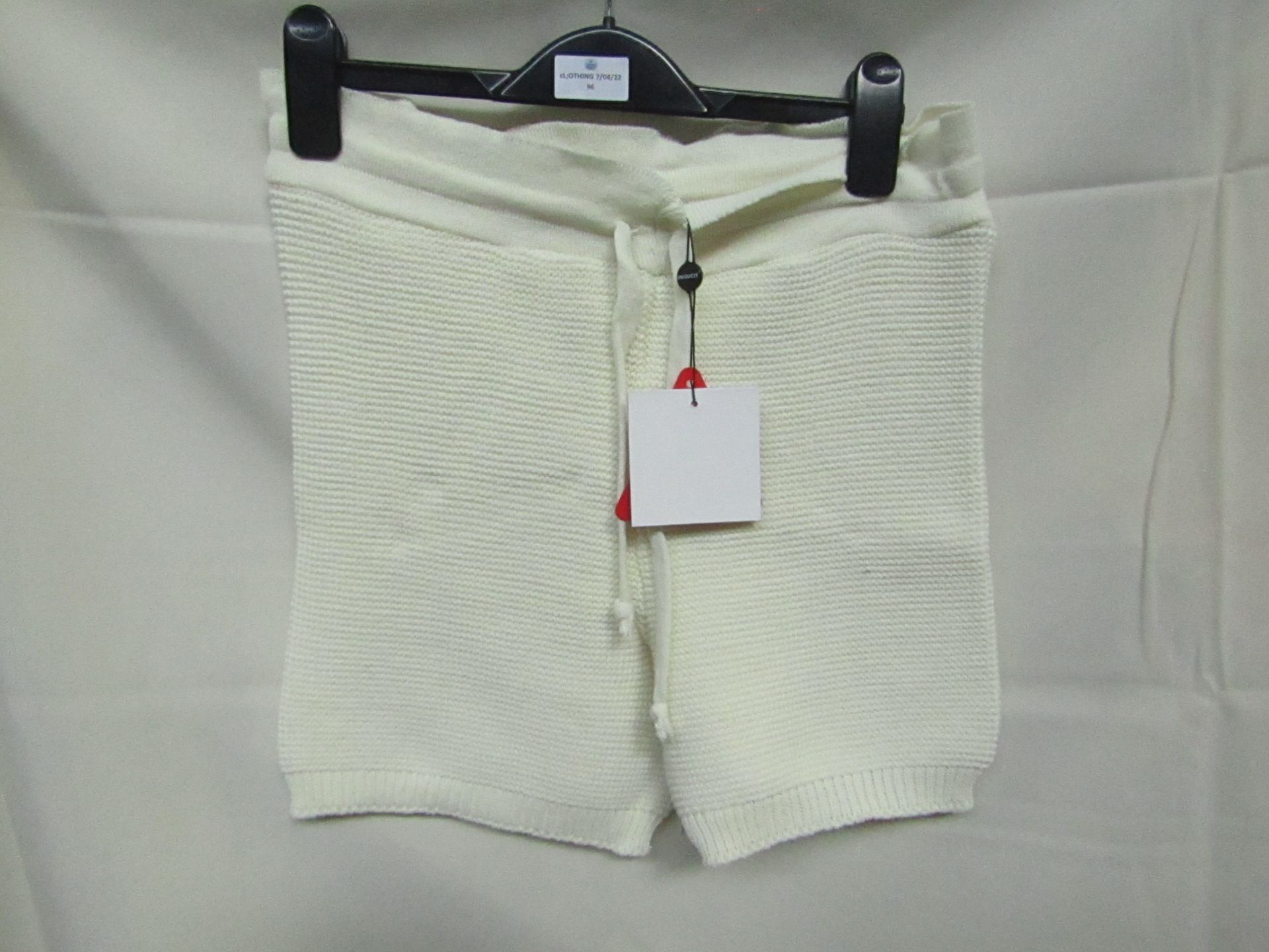 Unique 21 Knitted Shorts in White, size 8, sample