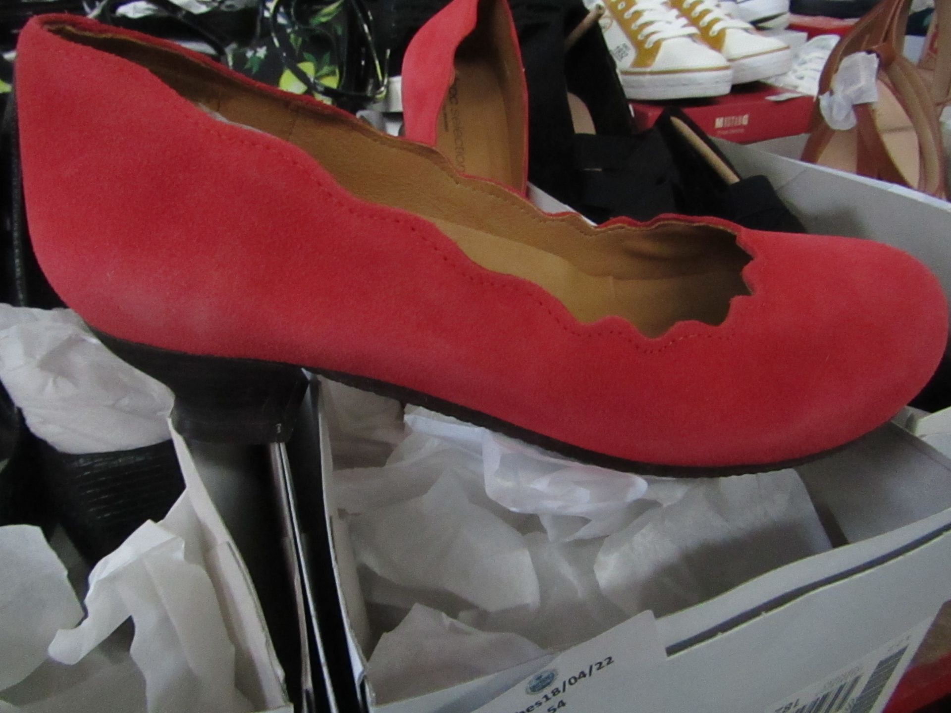 BPOC red Suede Heeled shoes, new size 38