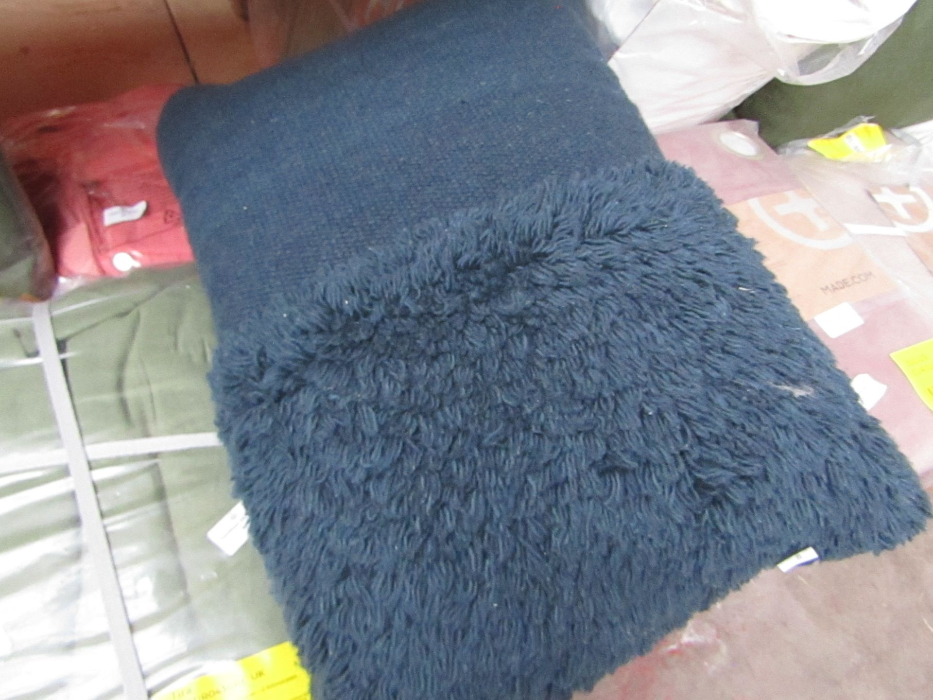 1 x Made.com Bebeto Wool Cushion 40 x 55cm Navy RRP £26.00 SKU MAD-CUSBEB004BLU-UK TOTAL RRP £26