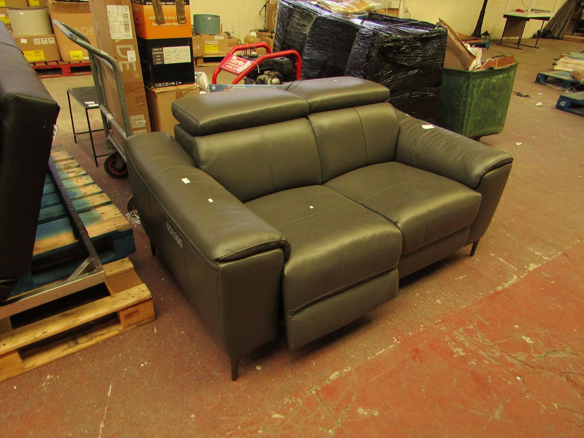 1x Italian Leather Electric Reclining Sofa with USB Charging Points - Tested Reclining & Working -