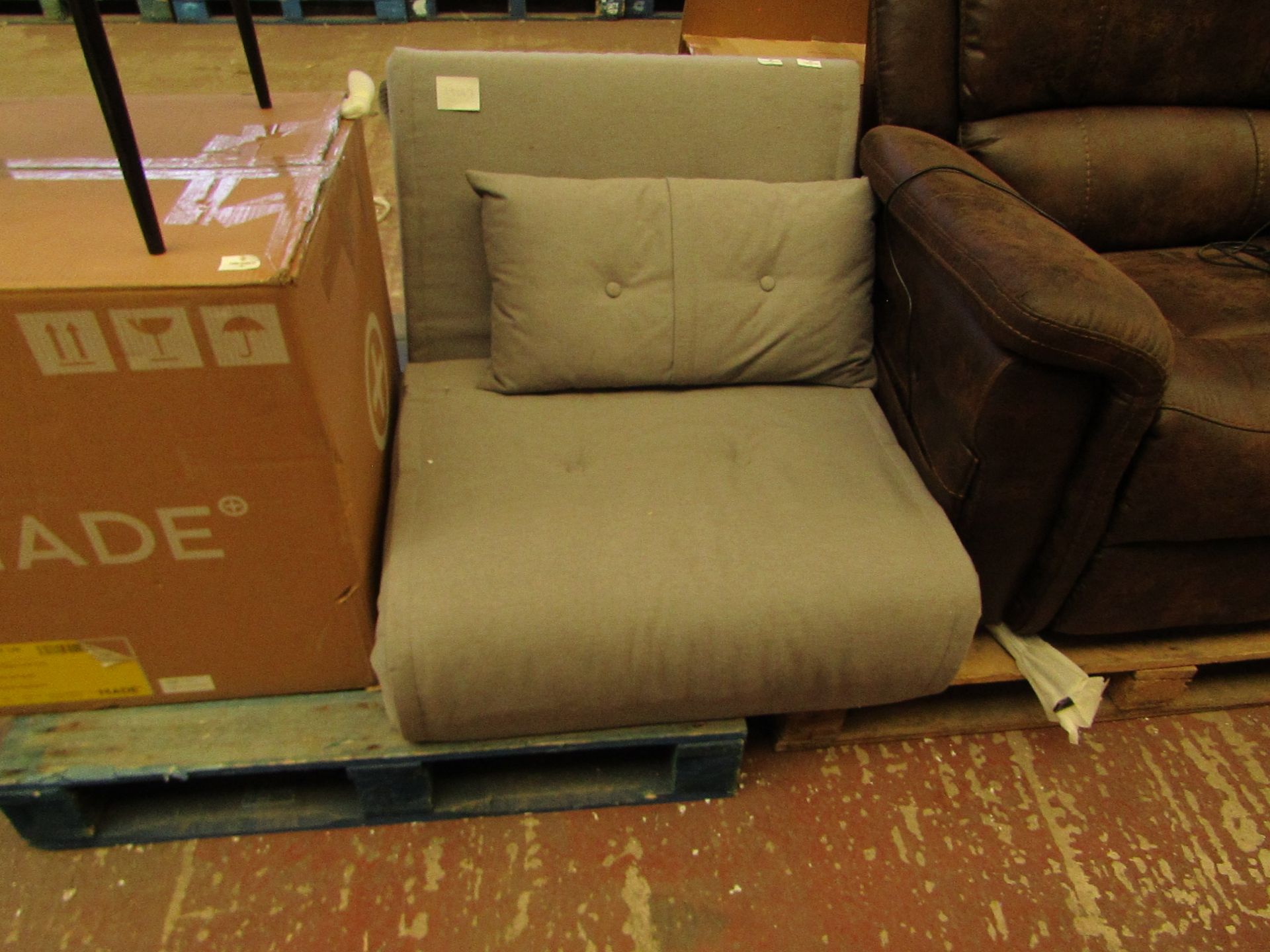 | 1X | HARU SINGLE SOFA BED IN GREY| WITH LEGS IN VERY GOOD CONDITON | RRP œ255 | PALLET REF