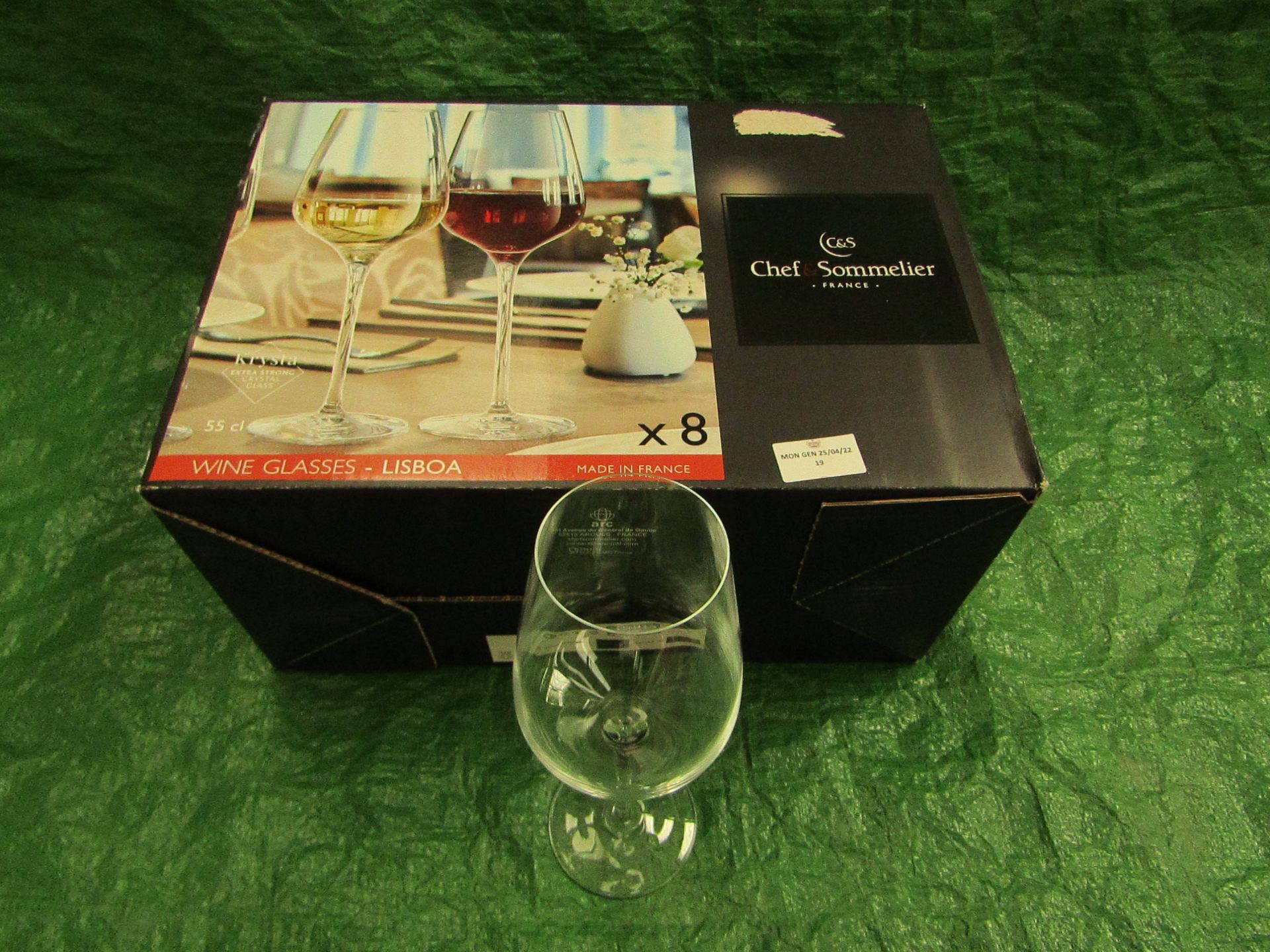 Chef & Sommeleir - Set of 7 Lisboa Wine Glasses - Unchecked & Boxed. RRP £52