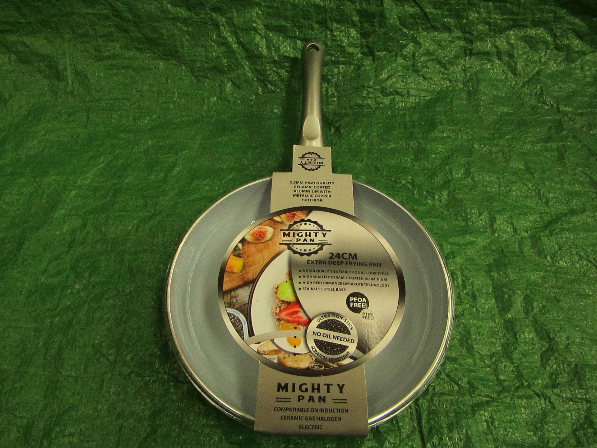 Mighty Pan - Extra Deep Non-Stick Scratch Resistant - Silver ( 24cm ) Frying Pan - New & Boxed.