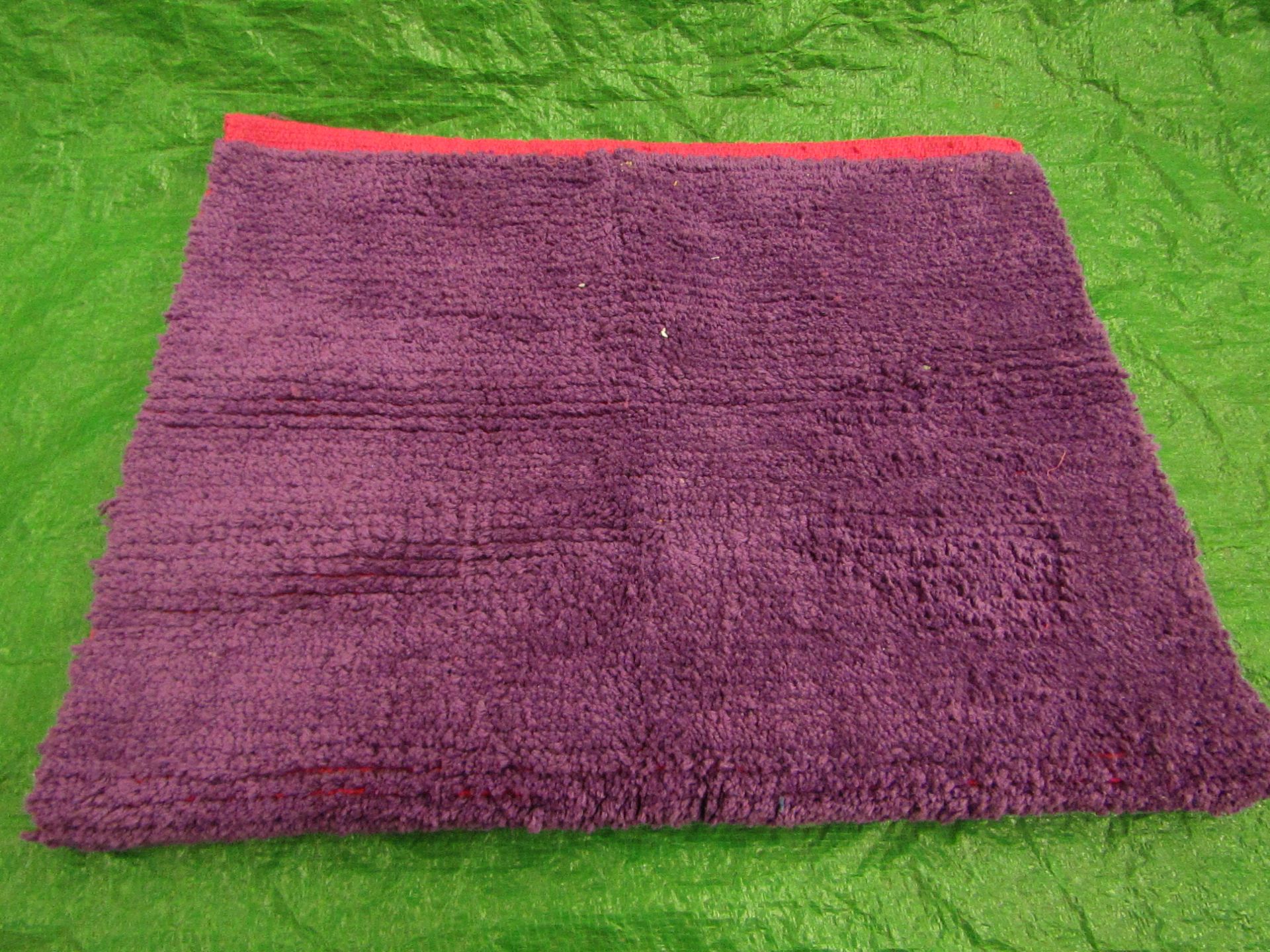 Unbranded - Bathroom Rug ( Purple & Pink ) - 80x50cm - Unused & Packaged.