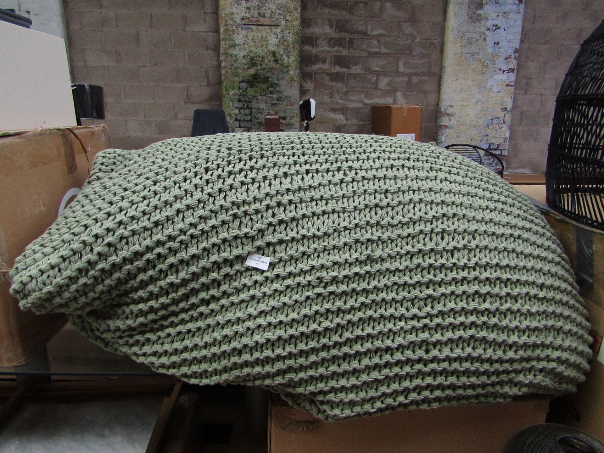 1 x Made.com Andra Chunky Knit Bean Bag Large Soft Jade Green RRP £169.00 SKU MAD-OTOARA011GRE-UK