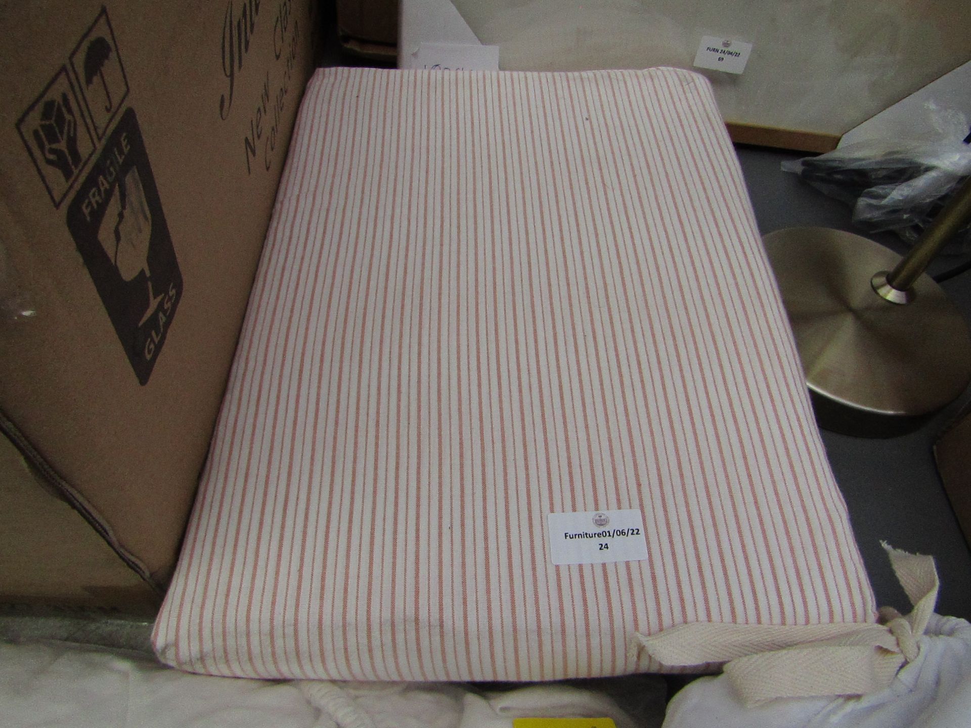 | 1X | MADE.COM LAITHE BEDDING | UNCHECKED & UNSURE OF SIZE |