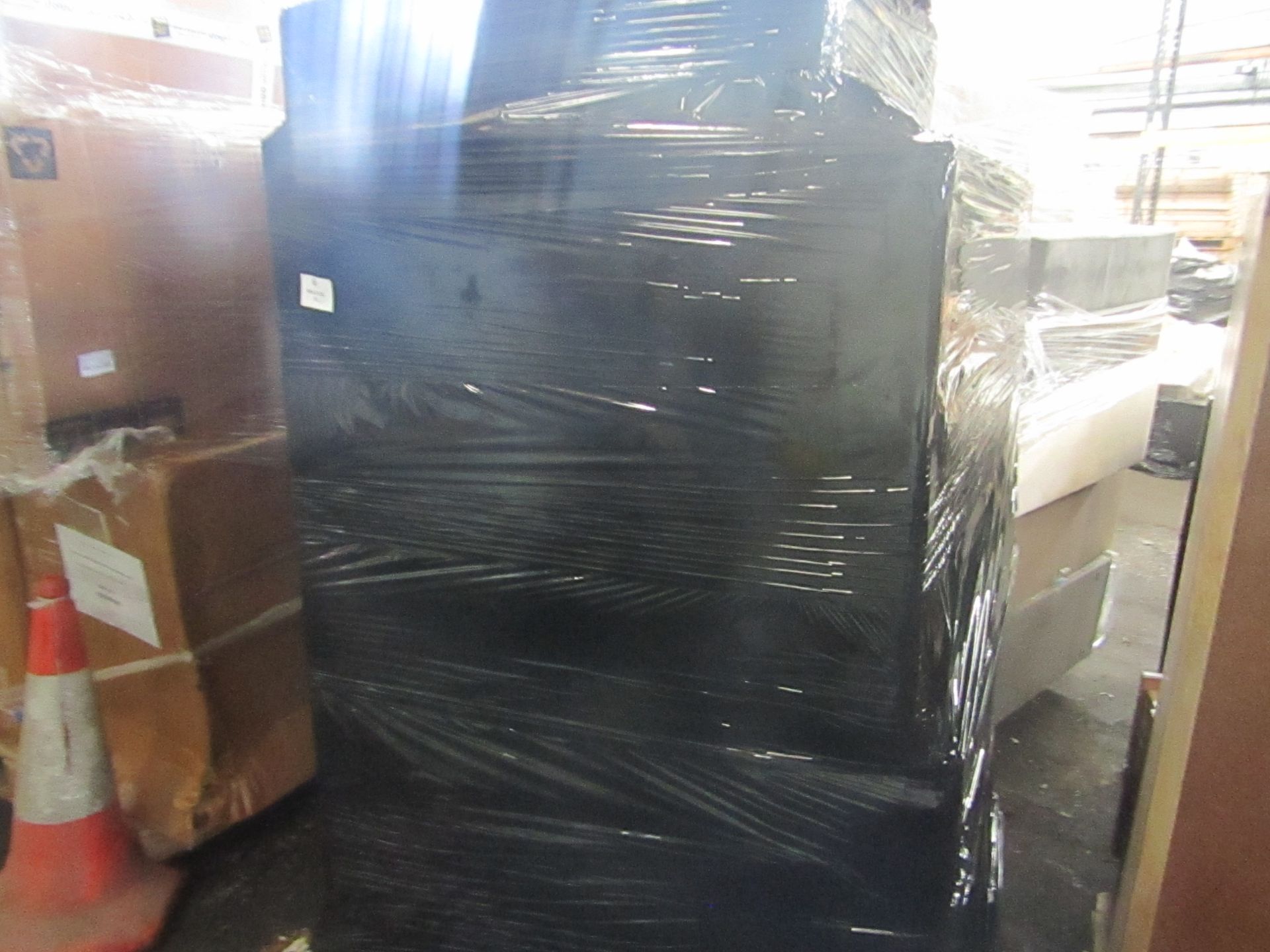 | 1X | PALLET OF FAULTY / MISSING PARTS / DAMAGED CUSTOMER RETURNS FROM SWOON UNMANIFESTED |