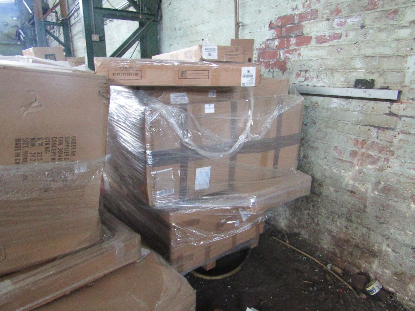 Pallets of Unworked Raw Customer Furniture returns from Made and La Redoute