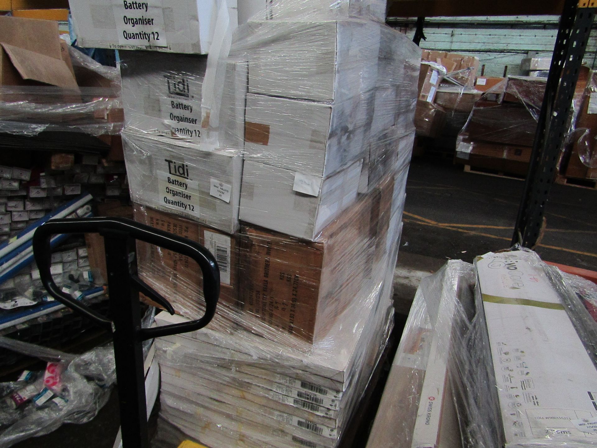 PALLET OF END OF LINE FLOOR TILES,BATTERY ORGANISERS AND PARTY INVITES.ALL UNCHECKED